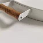 2’li Ahşap Kulplu 51 cm Metal Tepsi ve 37 cm Beyaz Tepsi Çay Kahve Sunum Tepsisi